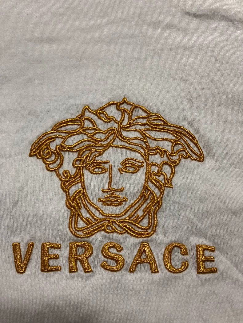 Versace Versace Women's Short Sleeve T-Shirt Size US M / EU 48-50 / 2 - 4 Thumbnail