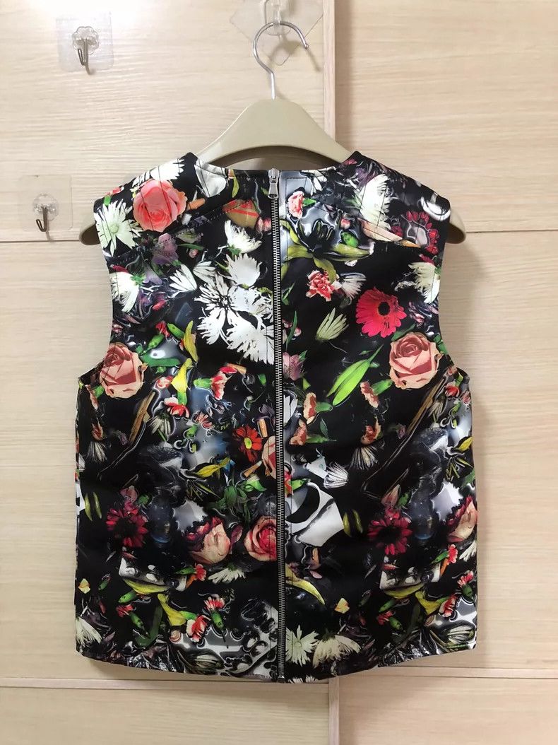 Alexander McQueen Alexander McQueen Floral Sleeveless Vest Size US L / EU 52-54 / 3 - 2 Thumbnail