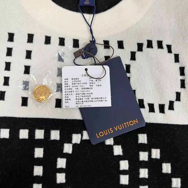 Louis Vuitton Louis Vuitton Logo Knitted Sweater with Tags Size US M / EU 48-50 / 2 - 7 Thumbnail