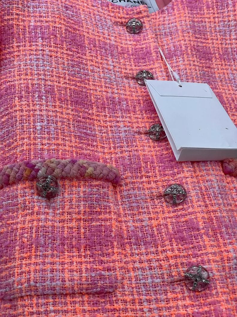 Chanel Chanel Pink Tweed Jacket with Tag Size US XS / EU 42 / 0 - 4 Thumbnail