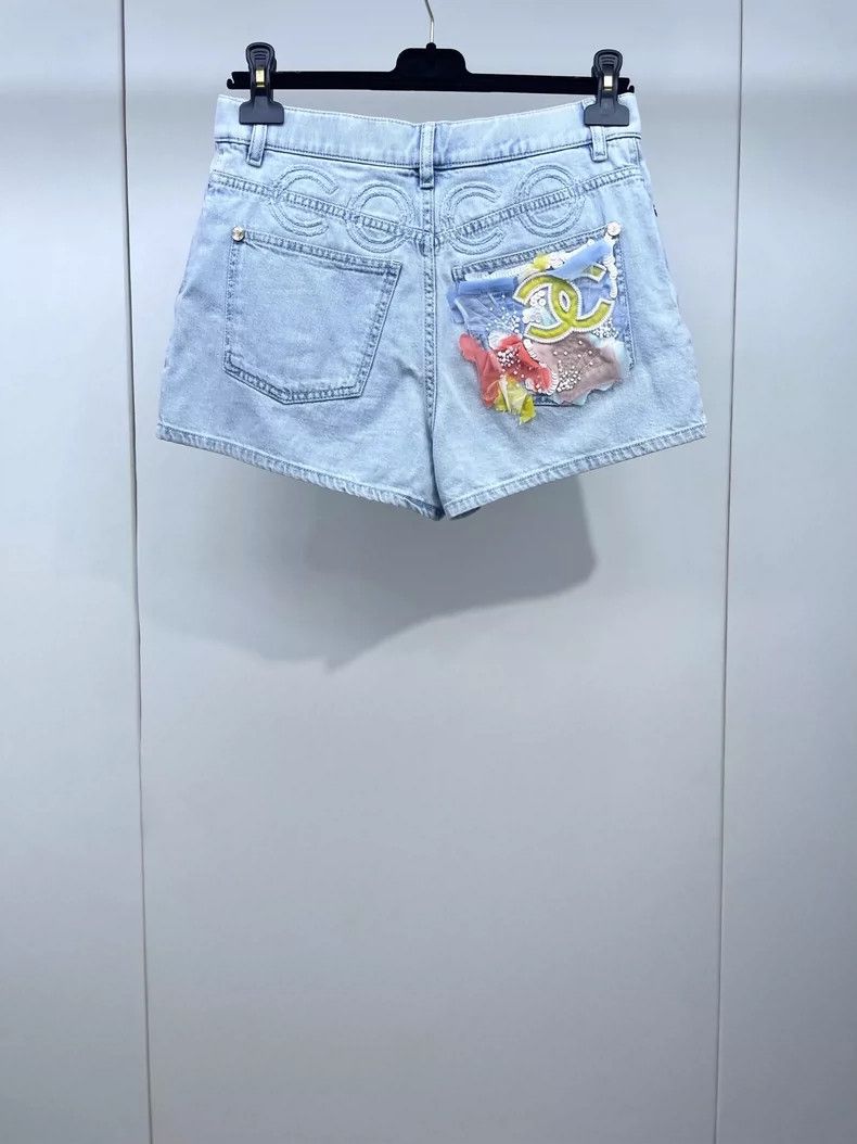 Chanel Chanel Light Blue Denim Shorts with Sequins Size US 38 / EU 54 - 2 Thumbnail