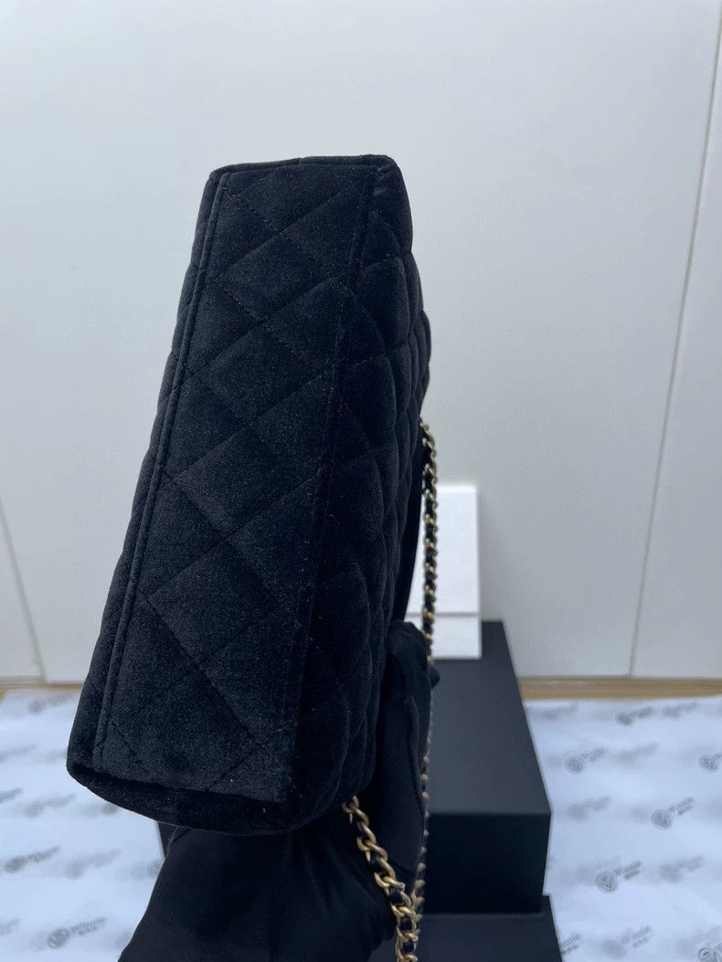 Chanel Chanel Velvet Black Gold Chain Bag Size ONE SIZE - 7 Thumbnail