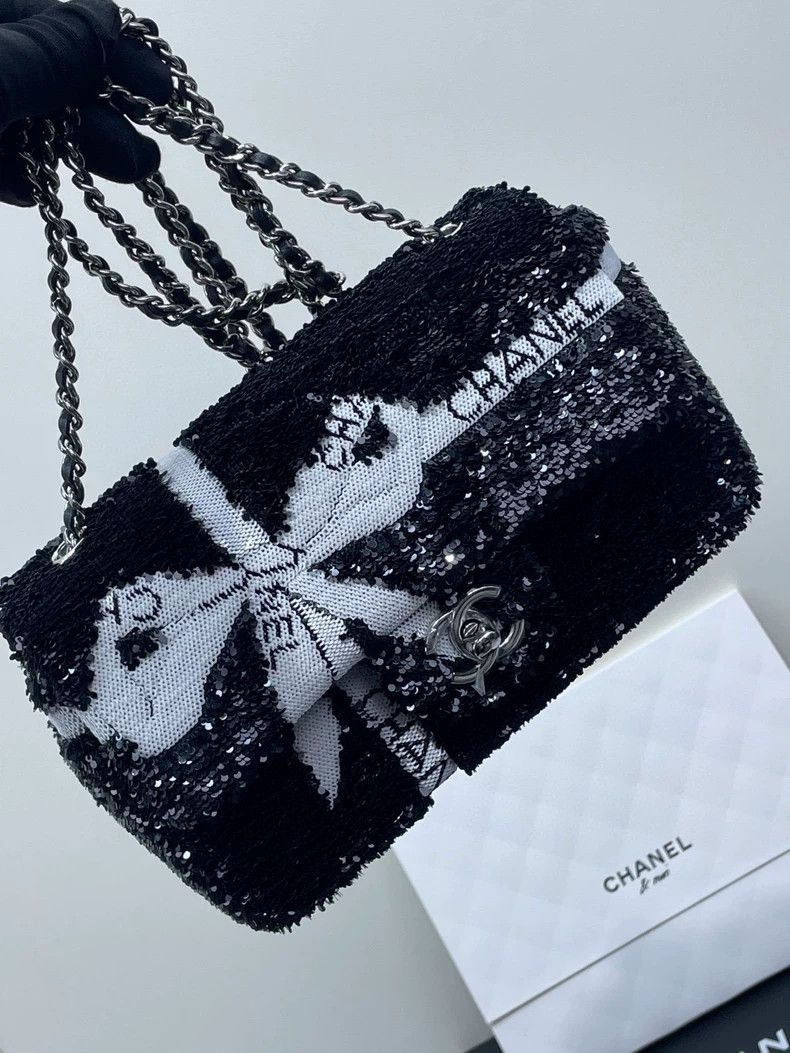 Chanel Chanel Sequin Bow Chain Bag Size ONE SIZE - 4 Thumbnail