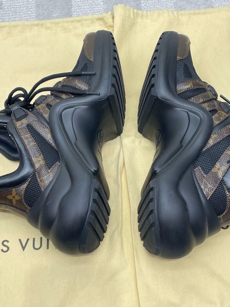 Louis Vuitton LV Classic Dad Shoes with Dust Bag Size US 7.5 / EU 40-41 - 7 Thumbnail