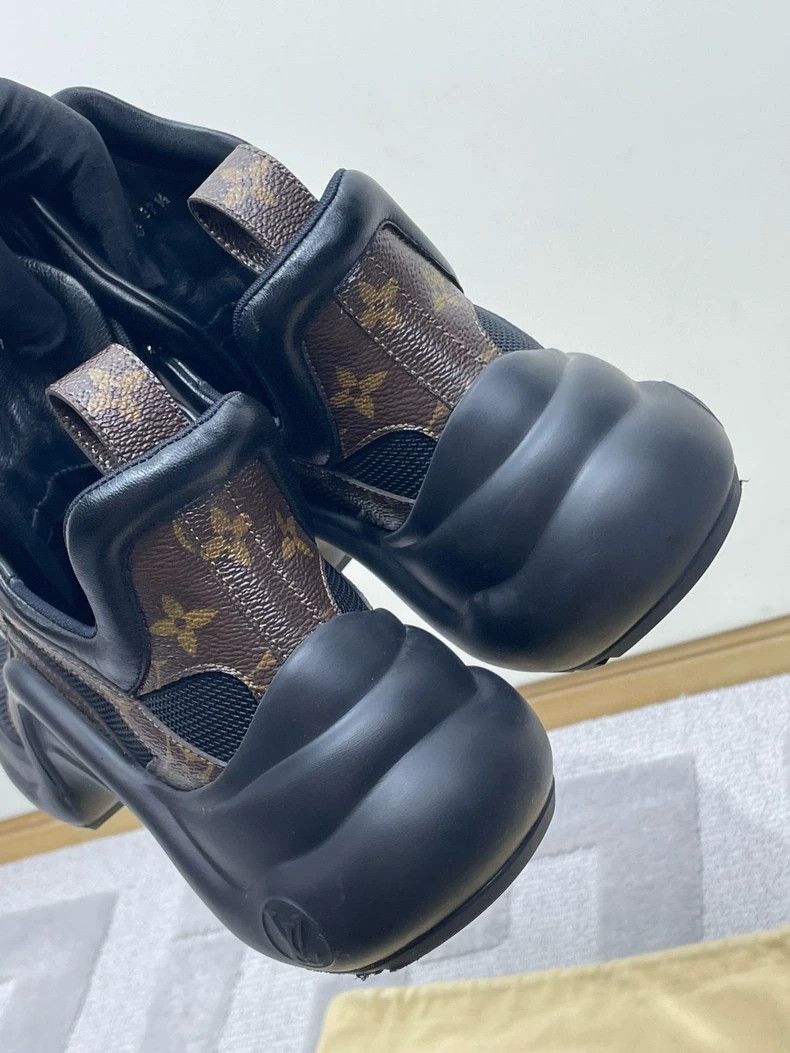 Louis Vuitton LV Classic Dad Shoes with Dust Bag Size US 7.5 / EU 40-41 - 2 Thumbnail