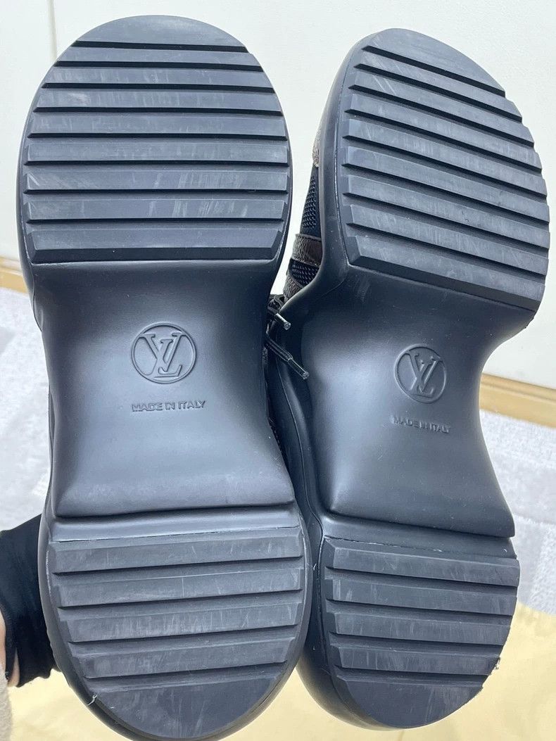Louis Vuitton LV Classic Dad Shoes with Dust Bag Size US 7.5 / EU 40-41 - 5 Thumbnail