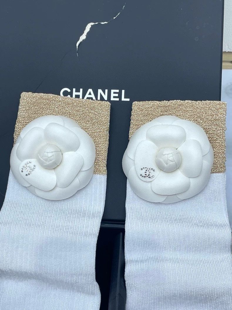 Chanel Chanel White Camellia Short Socks Size ONE SIZE - 3 Thumbnail