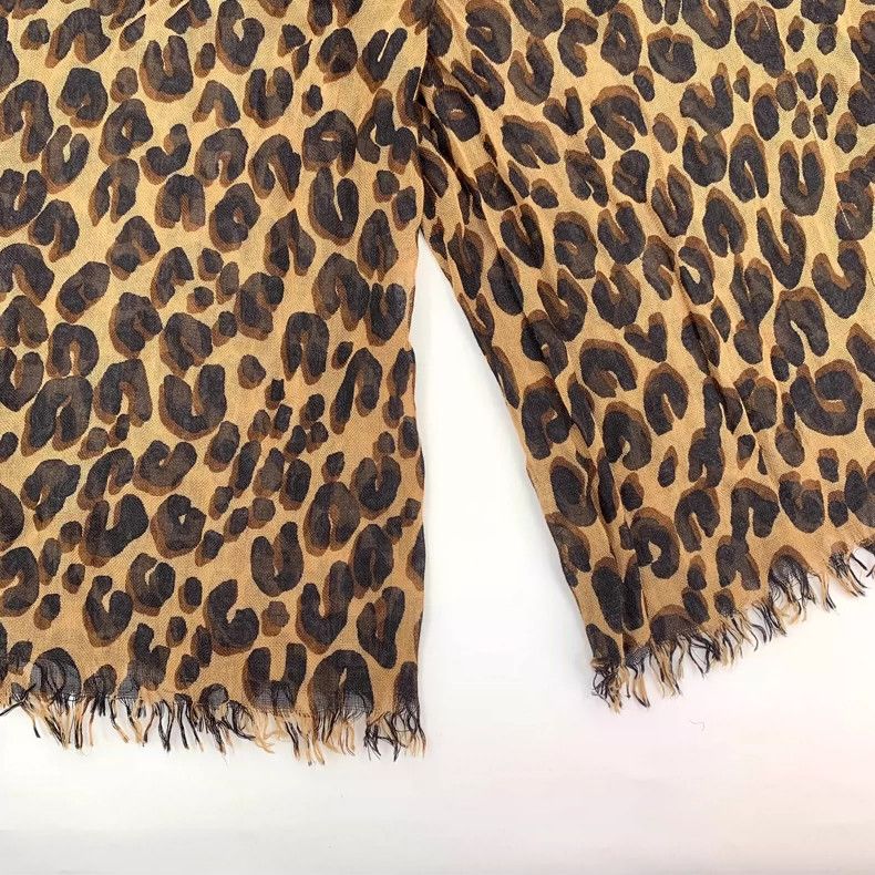 Louis Vuitton Louis Vuitton Brown Leopard Print Cashmere Scarf Size ONE SIZE - 6 Thumbnail