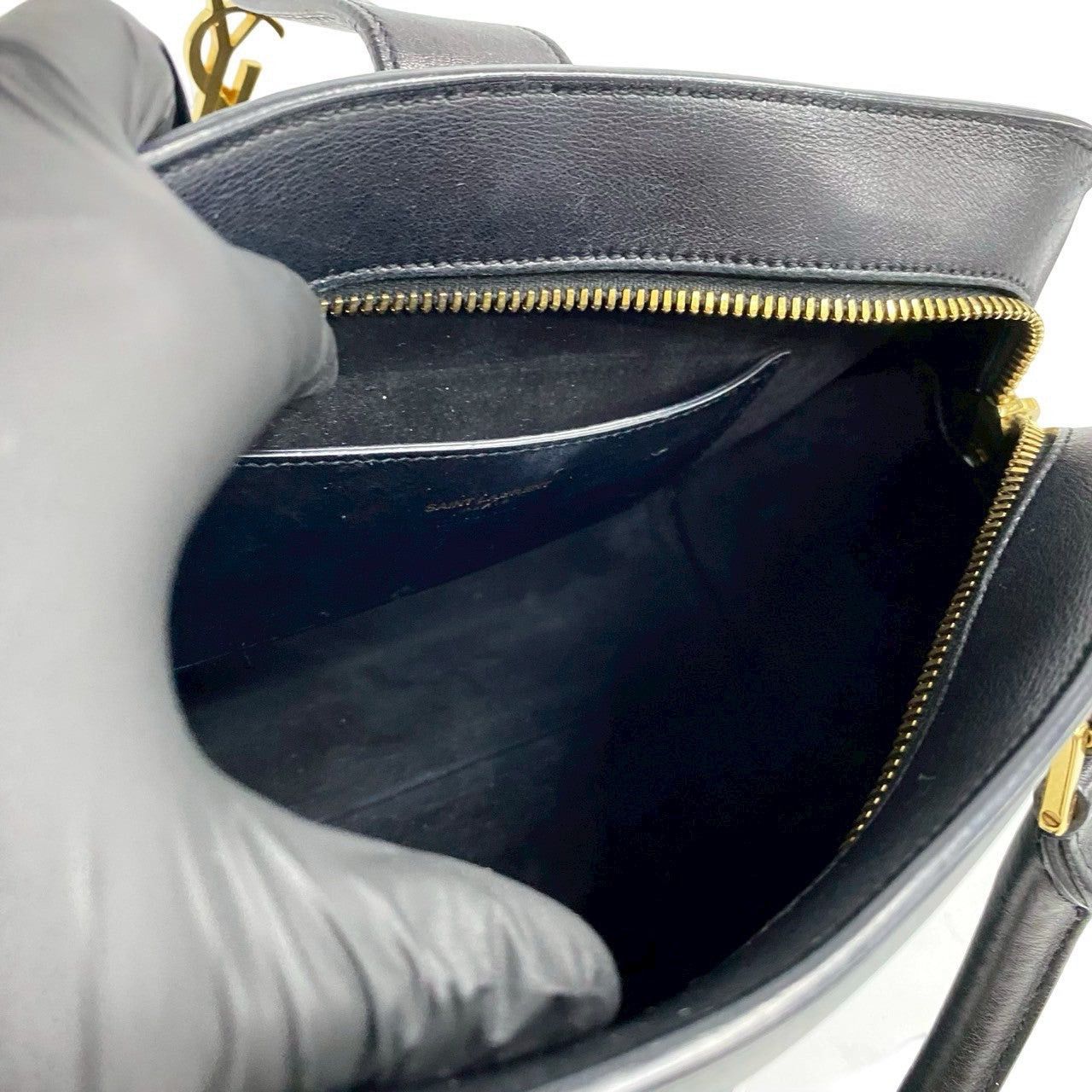Yves Saint Laurent Yves Saint Laurent Shoulder Bag Black Leather Size ONE SIZE - 8 Thumbnail