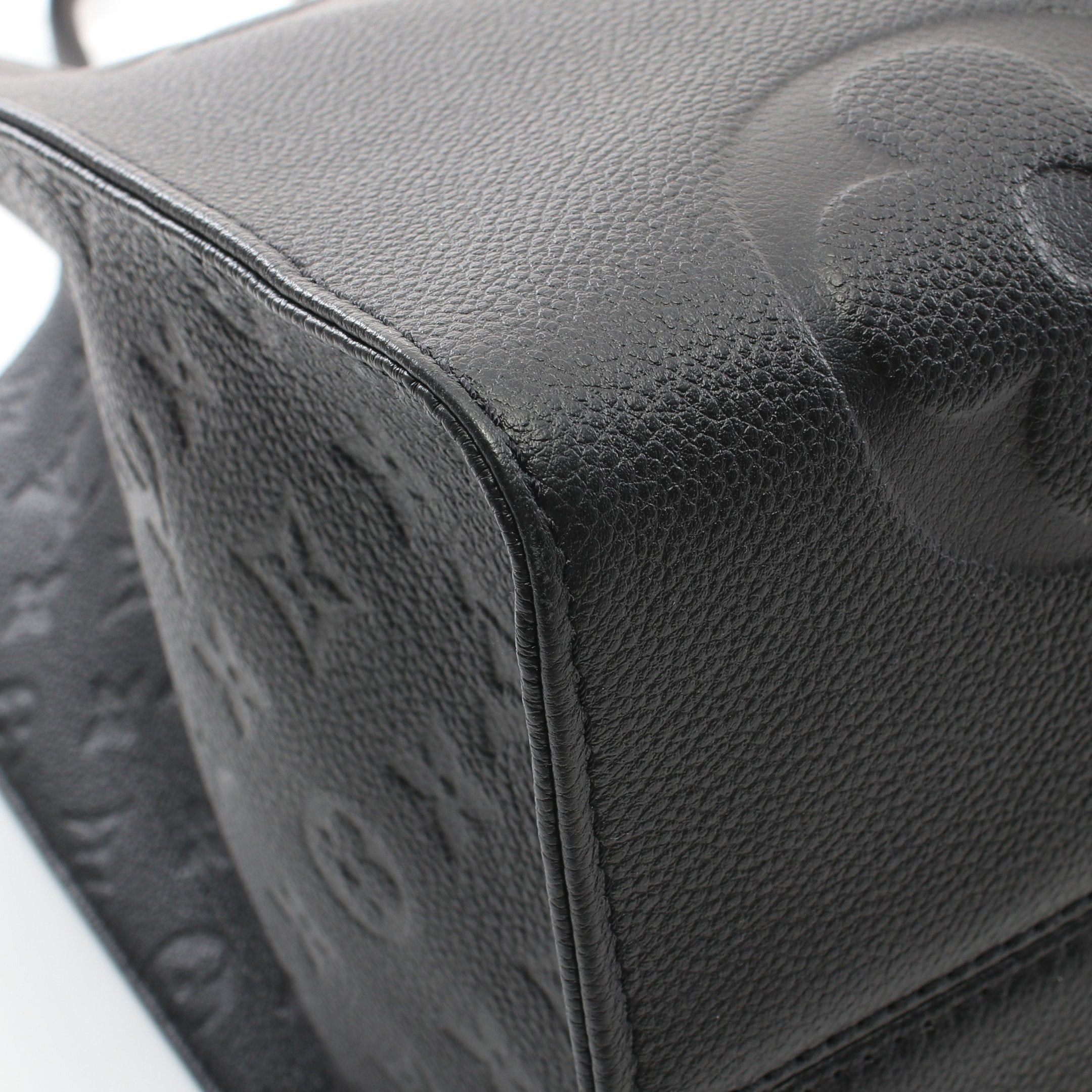 Louis Vuitton Louis Vuitton On-The-Go Gm Monogram Empreinte Noir Shoulder Bag Tote Leather Black Size ONE SIZE - 5 Thumbnail