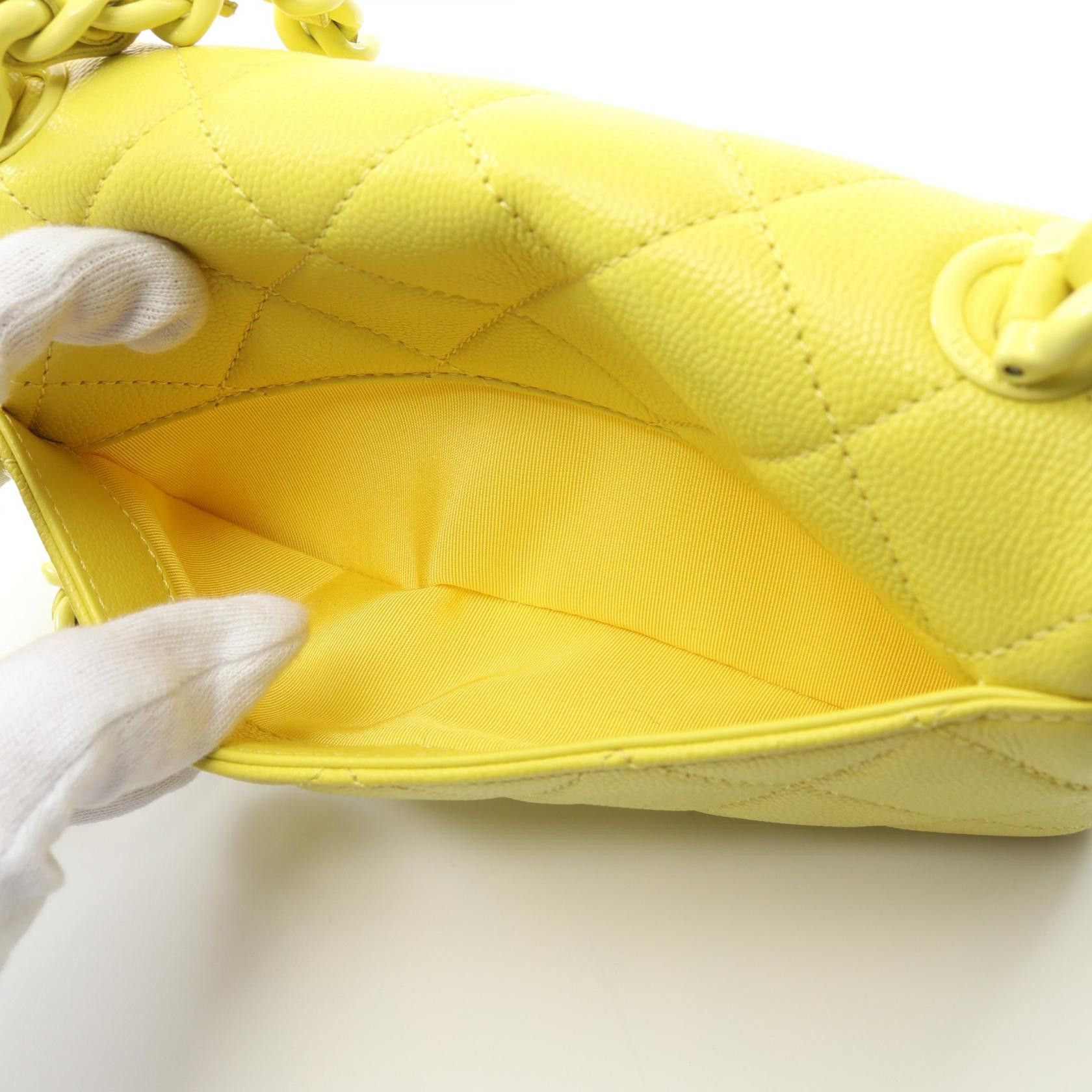 Chanel Chanel Matelasse Shoulder Bag Caviar Skin Yellow Metal Fittings Size ONE SIZE - 9 Thumbnail