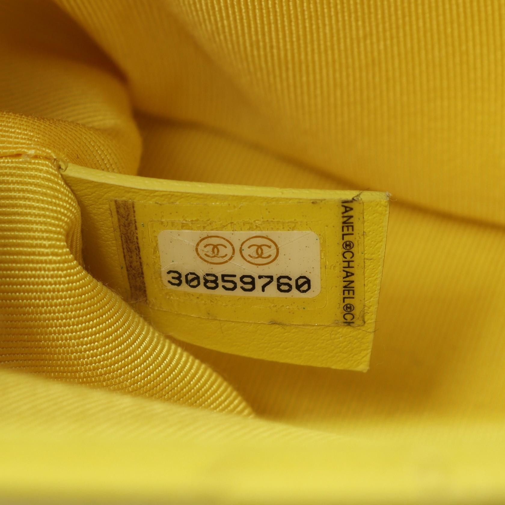 Chanel Chanel Matelasse Shoulder Bag Caviar Skin Yellow Metal Fittings Size ONE SIZE - 5 Thumbnail