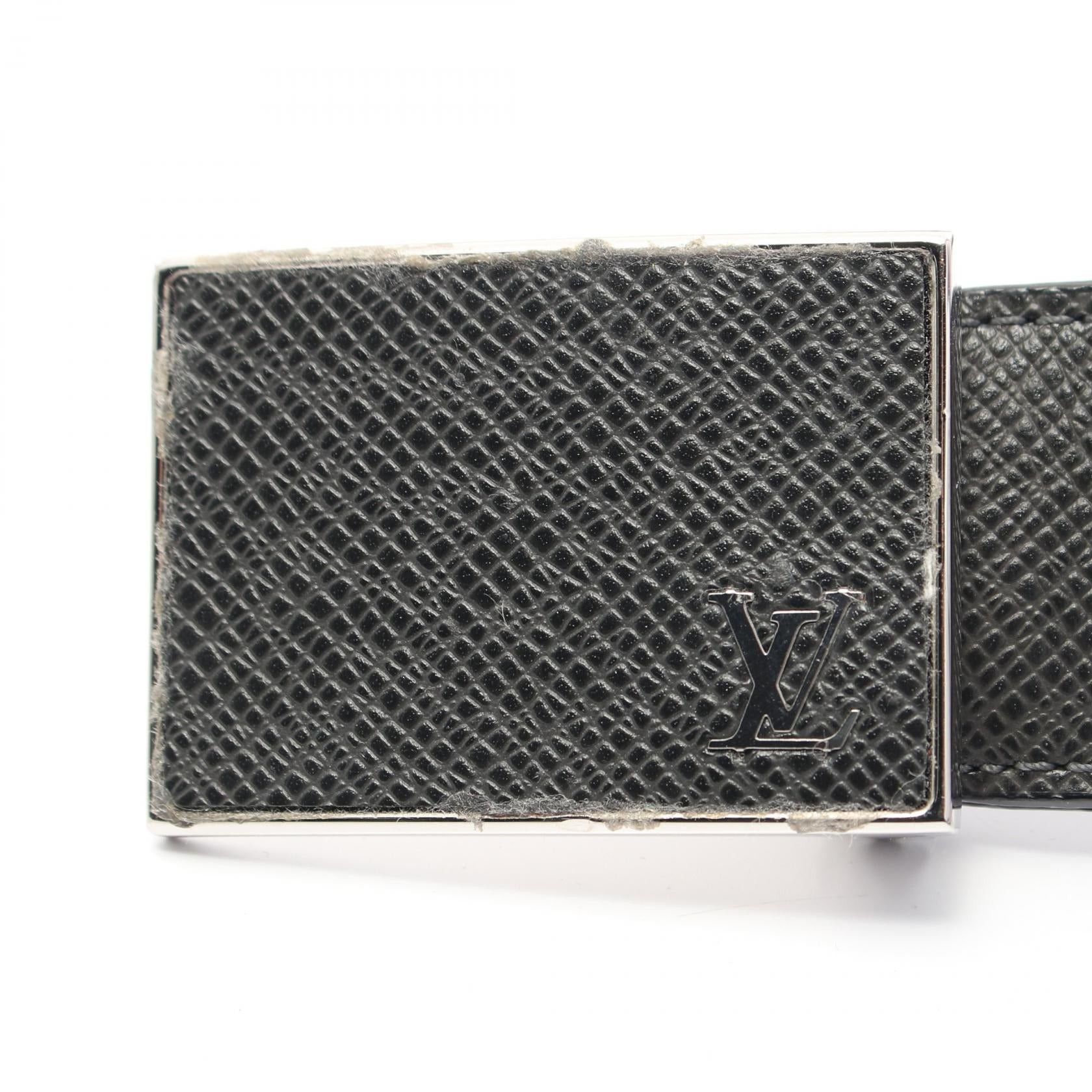 Louis Vuitton Louis Vuitton Ceinture Metropole Taiga Belt Leather Black Size ONE SIZE - 7 Thumbnail