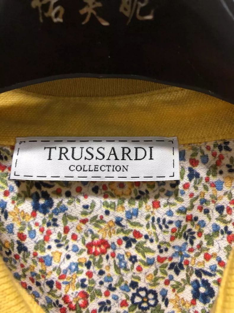 Emporio Armani Trussardi Short Sleeve Polo Shirt for Men Size US M / EU 48-50 / 2 - 6 Thumbnail