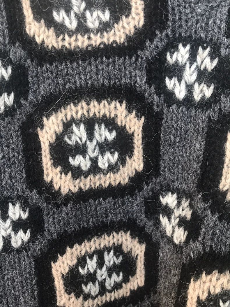 Prada Prada Wool Sweater with Unique Design Size US L / EU 52-54 / 3 - 3 Thumbnail