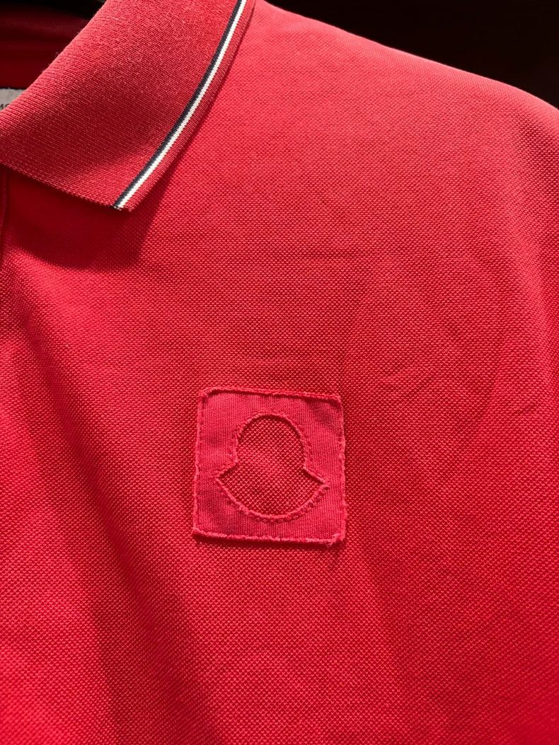 Moncler Genius Moncler Collaboration Red Polo Shirt with Fading Size US M / EU 48-50 / 2 - 3 Thumbnail