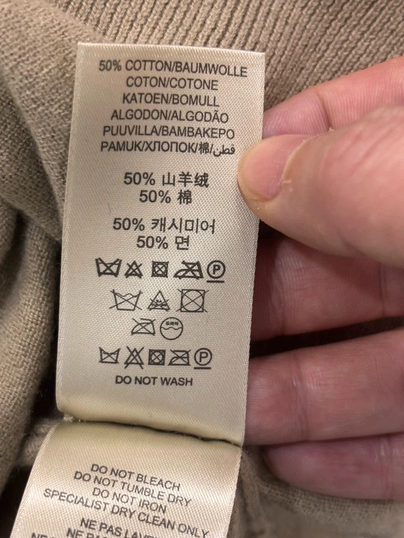 Burberry Burberry Classic Cashmere Sweater with Long Sleeves Size US M / EU 48-50 / 2 - 6 Thumbnail