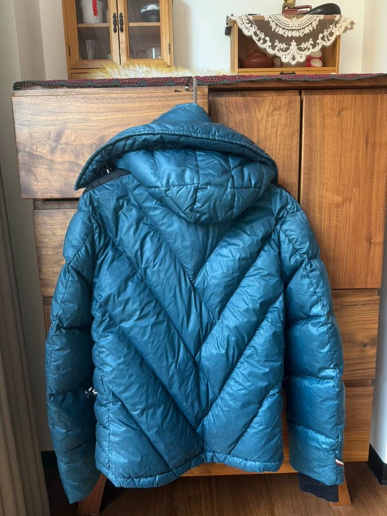 Moncler Moncler Down Jacket with Wear and Flaws Size US M / EU 48-50 / 2 - 2 Thumbnail