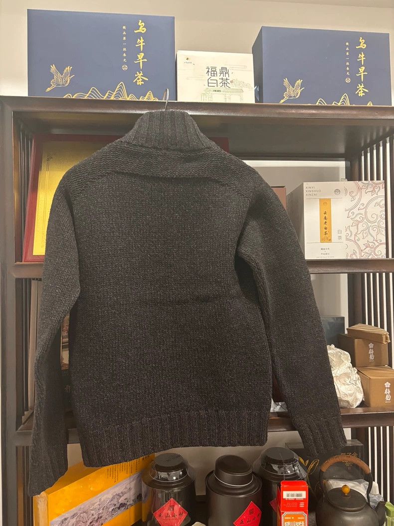 Dolce & Gabbana Dolce & Gabbana Embossed Crown Wool Sweater Size US L / EU 52-54 / 3 - 2 Thumbnail