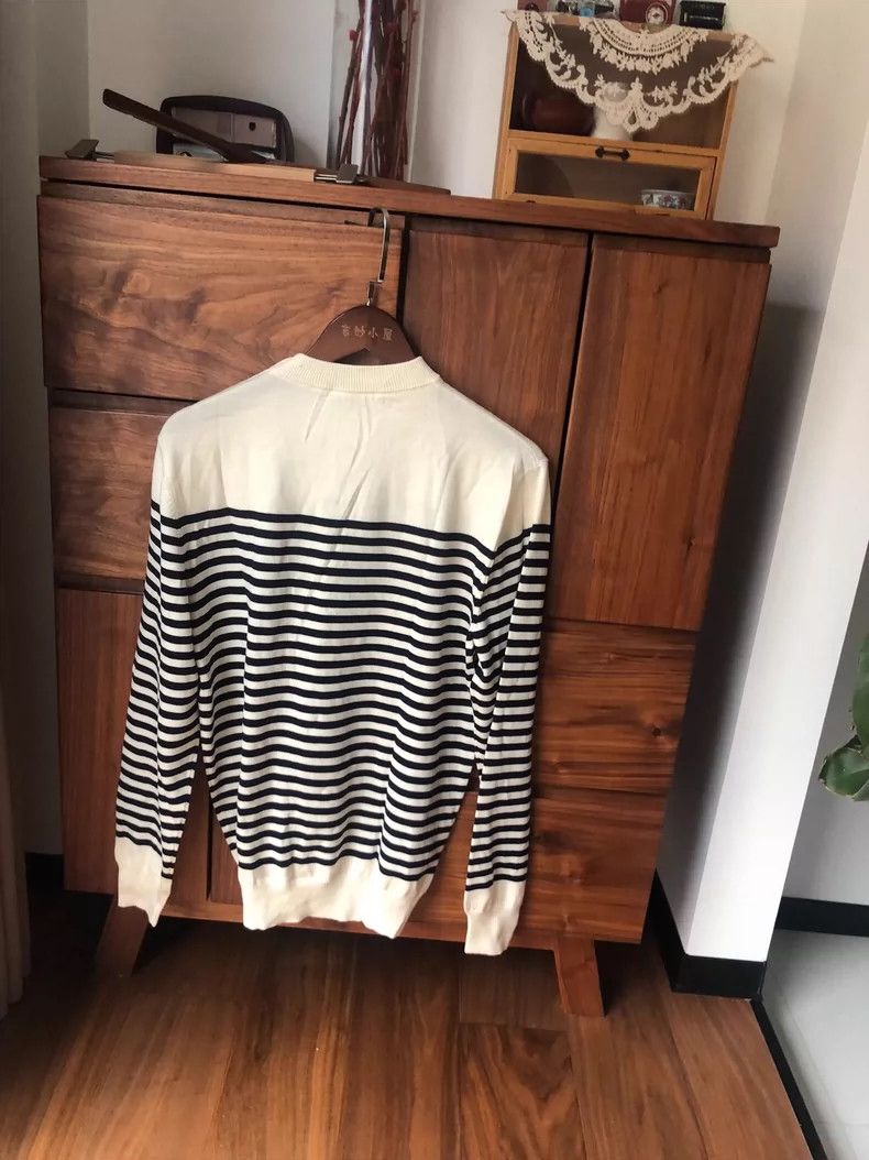 Alexander McQueen Alexander McQueen Wool Sweater with Skull Design Size US L / EU 52-54 / 3 - 2 Thumbnail