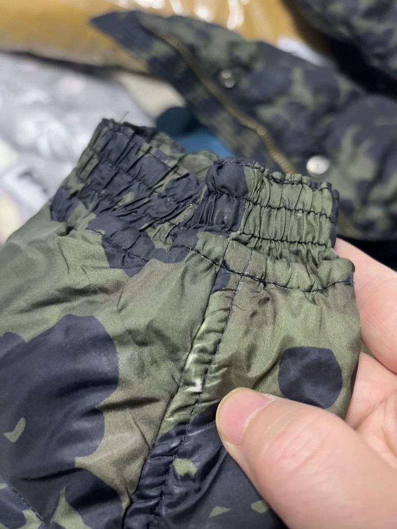 Burberry Burberry Camouflage Padded Jacket M Size Size US M / EU 48-50 / 2 - 7 Thumbnail