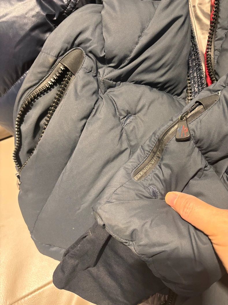 Moncler Moncler Puffer Jacket with Red Lining Size US L / EU 52-54 / 3 - 8 Thumbnail