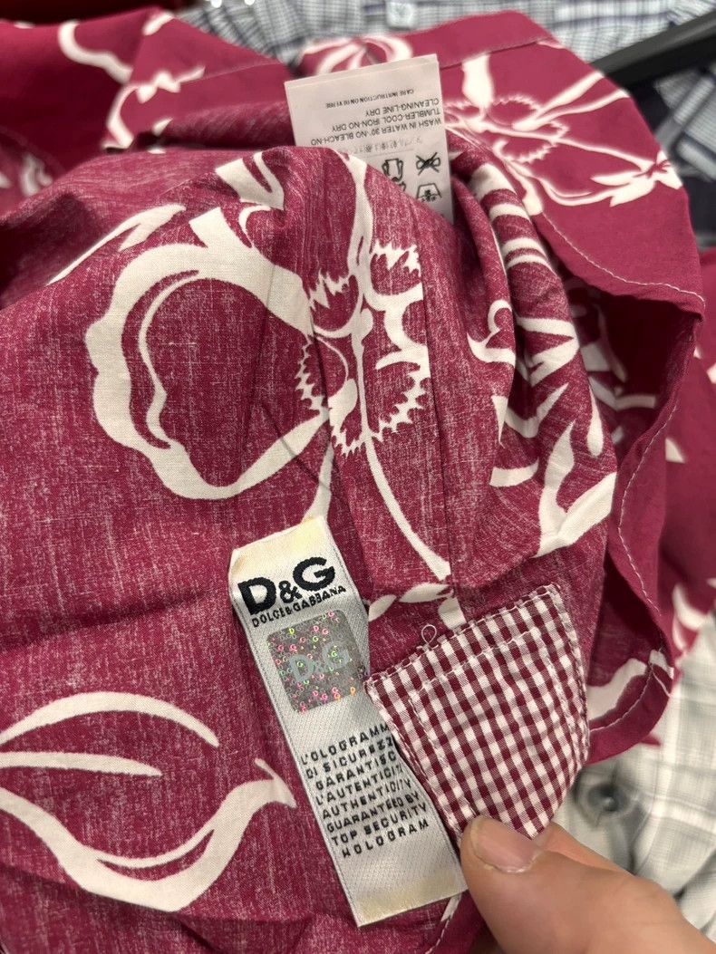 Dolce & Gabbana DG Casual Short Sleeve Shirt for Men Size US L / EU 52-54 / 3 - 6 Thumbnail