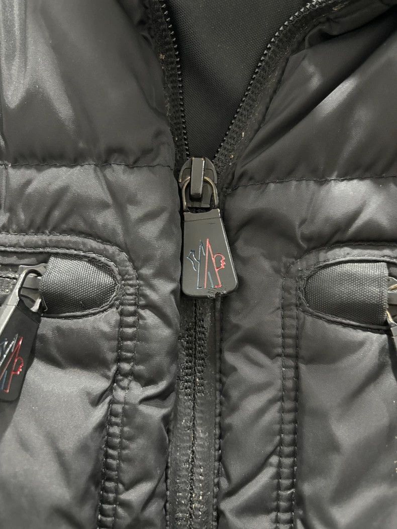 Moncler Moncler Down Jacket with Minor Wear Size US L / EU 52-54 / 3 - 7 Thumbnail