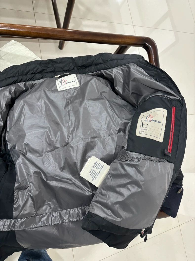 Moncler Moncler Down Jacket with Minor Wear Size US L / EU 52-54 / 3 - 3 Thumbnail