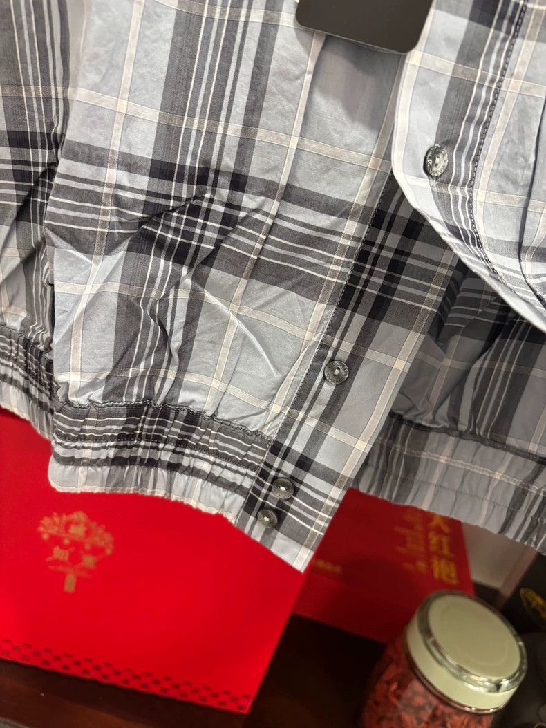 Dolce & Gabbana Casual Short Sleeve Shirt from Dolce & Gabbana Size US M / EU 48-50 / 2 - 4 Thumbnail
