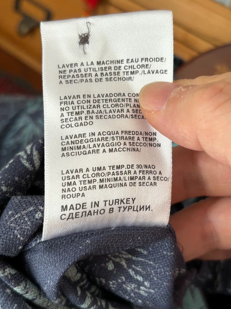Emporio Armani BOSS Short Sleeve T-Shirt with Tropical Design Size US M / EU 48-50 / 2 - 7 Thumbnail