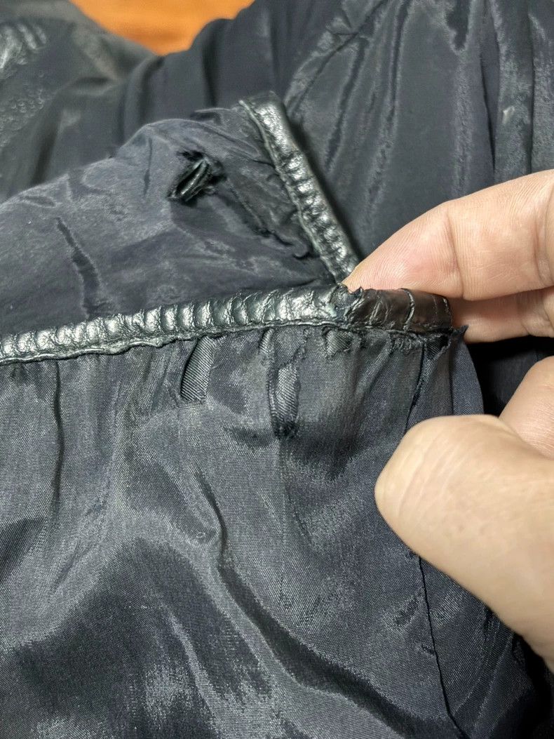 Emporio Armani Giorgio Armani Black Leather Jacket for Men Size US L / EU 52-54 / 3 - 9 Thumbnail