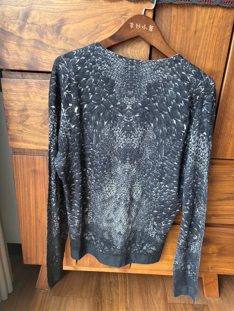 Alexander McQueen McQueen Black Wool Sweater with Snake Print Size US M / EU 48-50 / 2 - 2 Thumbnail