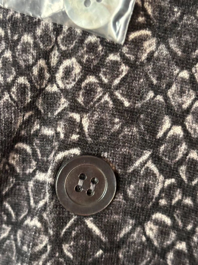 Alexander McQueen McQueen Black Wool Sweater with Snake Print Size US M / EU 48-50 / 2 - 4 Thumbnail