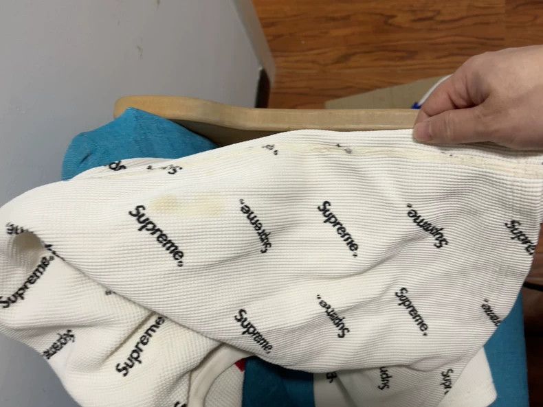 Bape Supreme Logo Long Sleeve Sweatshirt Size M Size US M / EU 48-50 / 2 - 7 Thumbnail