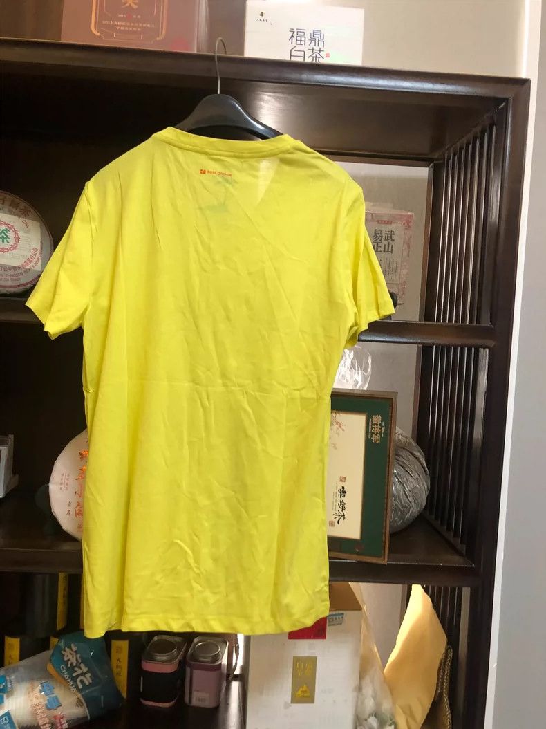 Emporio Armani Boss Yellow Short Sleeve T-Shirt Size US M / EU 48-50 / 2 - 2 Thumbnail