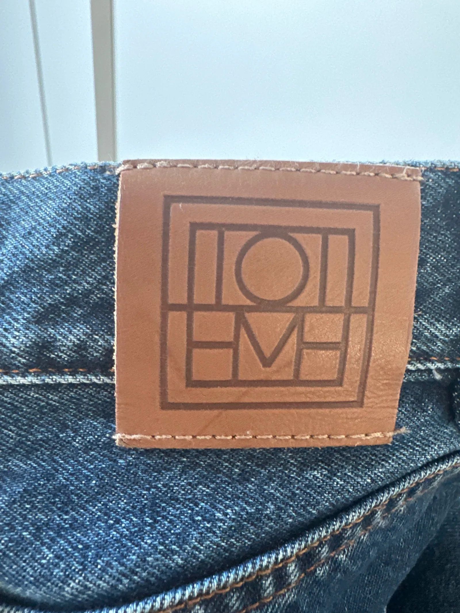 Toteme Toteme Tapered Leg Denim Jeans Size 26" / US 2 / IT 38 - 3 Thumbnail