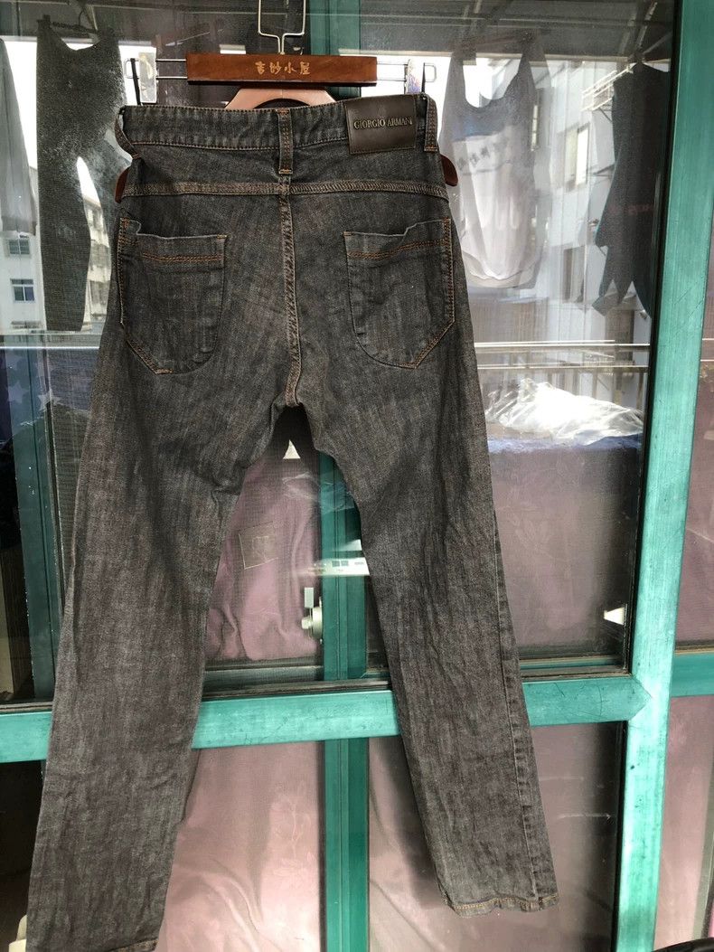 Emporio Armani Giorgio Armani Denim Jeans for Slim Fit Size US 28 / EU 44 - 2 Thumbnail