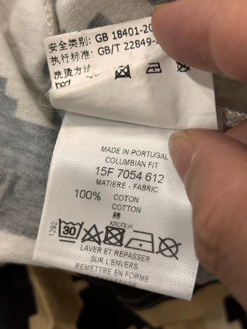Givenchy Givenchy Short Sleeve T-Shirt in Unique Pattern Size US XS / EU 42 / 0 - 5 Thumbnail