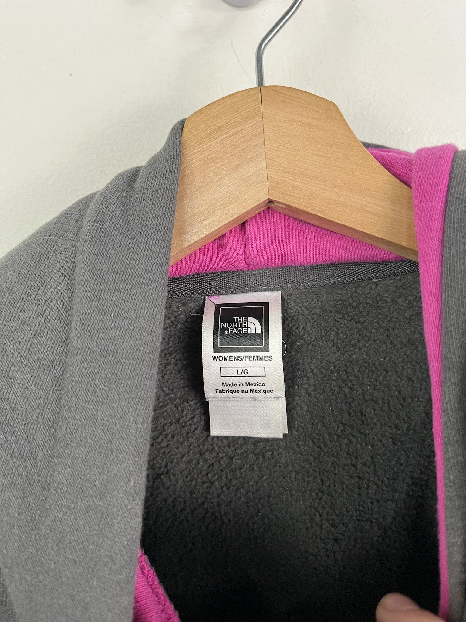 The North Face × Vintage Vintage The North Face Womens Pink Logo Hooded Sweatshirt Size S (L) Size US S / EU 44-46 / 1 - 2 Thumbnail