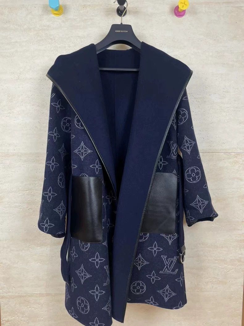 Louis Vuitton Louis Vuitton Double-Sided Long Coat Size US XS / EU 42 / 0 - 4 Thumbnail