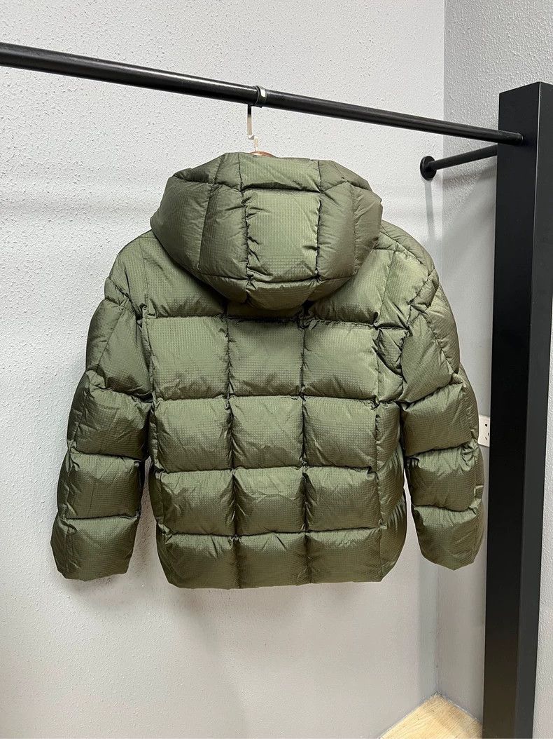 Louis Vuitton Louis Vuitton Green Printed Puffer Jacket Size US S / EU 44-46 / 1 - 2 Thumbnail