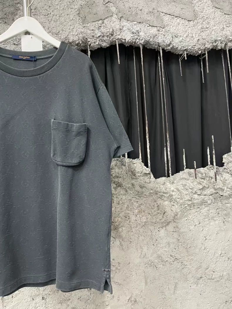 Louis Vuitton Louis Vuitton Gray Short Sleeve Pocket Shirt Size US L / EU 52-54 / 3 - 4 Thumbnail