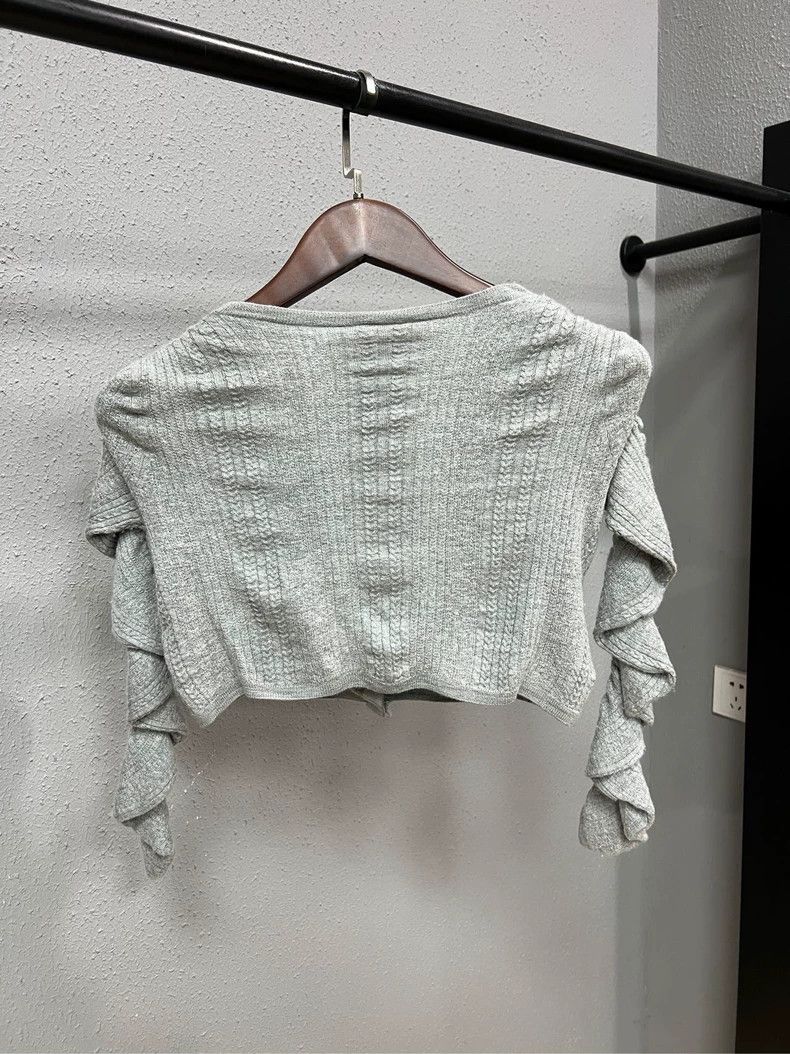 Prada MiuMiu Gray Ruffled Sleeve Knit Cardigan Size US S / EU 44-46 / 1 - 2 Thumbnail