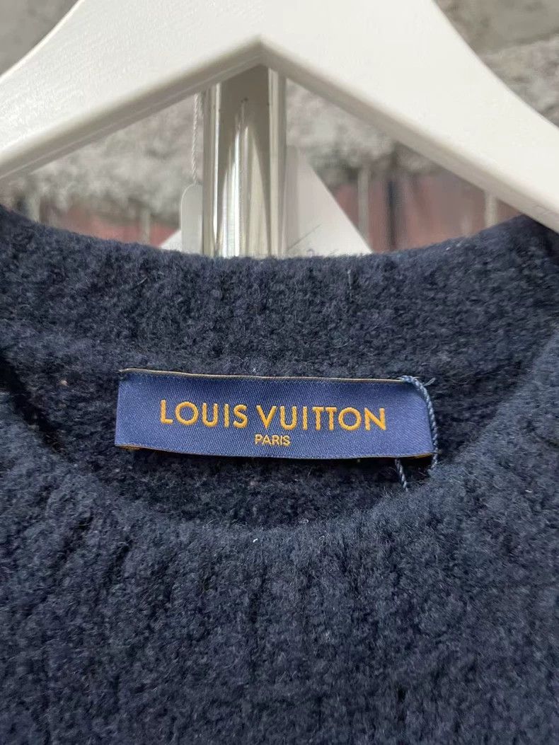 Louis Vuitton Louis Vuitton Deep Blue Teddy Sweater Size US L / EU 52-54 / 3 - 5 Thumbnail