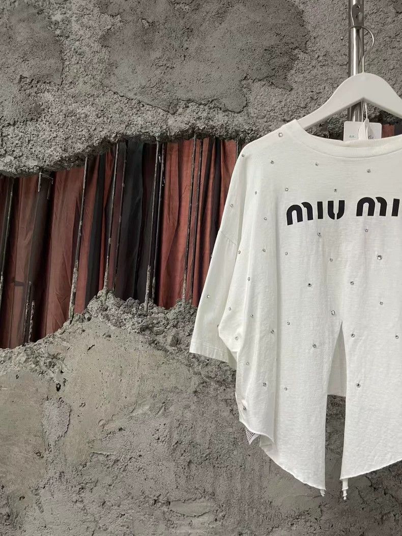 Miu Miu Miu Miu Short Sleeve Logo Print Top Size US S / EU 44-46 / 1 - 3 Thumbnail