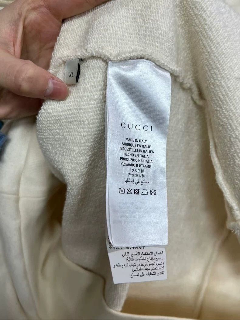 Gucci Gucci Cream Strawberry Logo Hoodie Size US XL / EU 56 / 4 - 3 Thumbnail