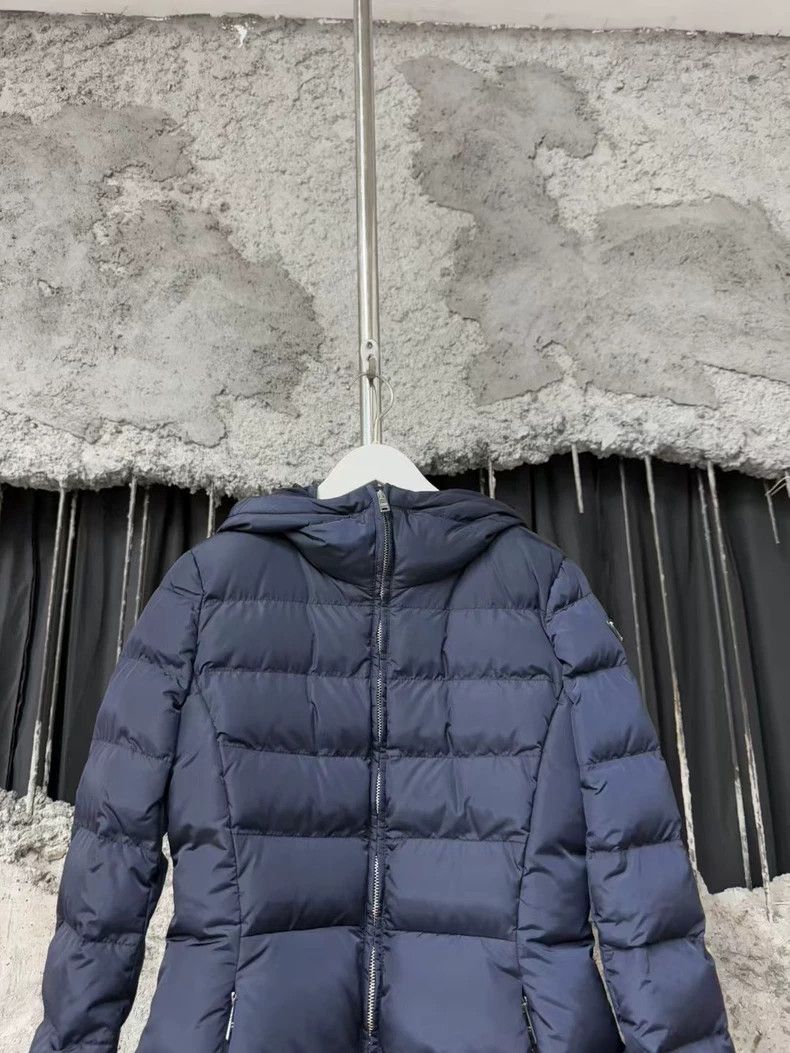 Prada Prada Hooded Down Jacket in Dark Blue Size US M / EU 48-50 / 2 - 3 Thumbnail
