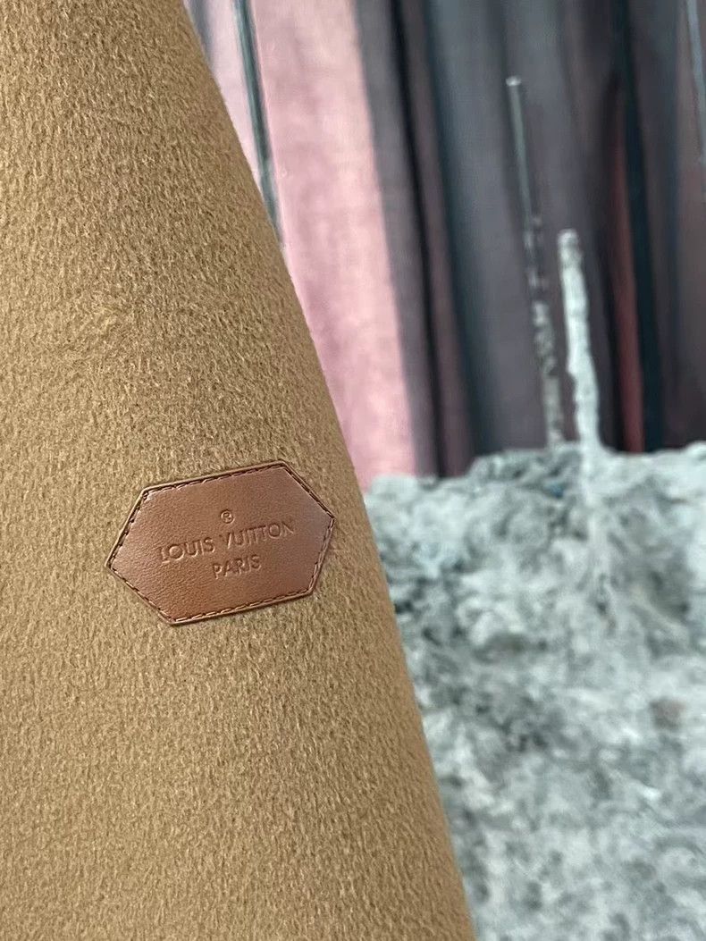 Louis Vuitton Louis Vuitton Brown Hooded Coat Size US S / EU 44-46 / 1 - 5 Thumbnail