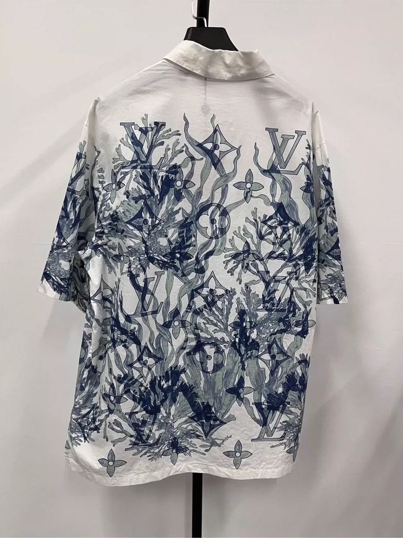 Louis Vuitton Louis Vuitton Short Sleeve Button-Up Shirt Size US M / EU 48-50 / 2 - 2 Thumbnail